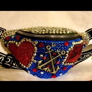Fanny pack